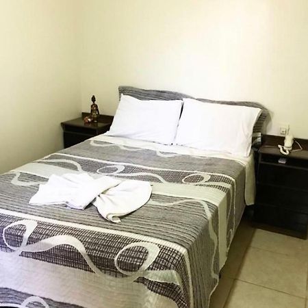 Hotel Santos Campina Verde Kültér fotó